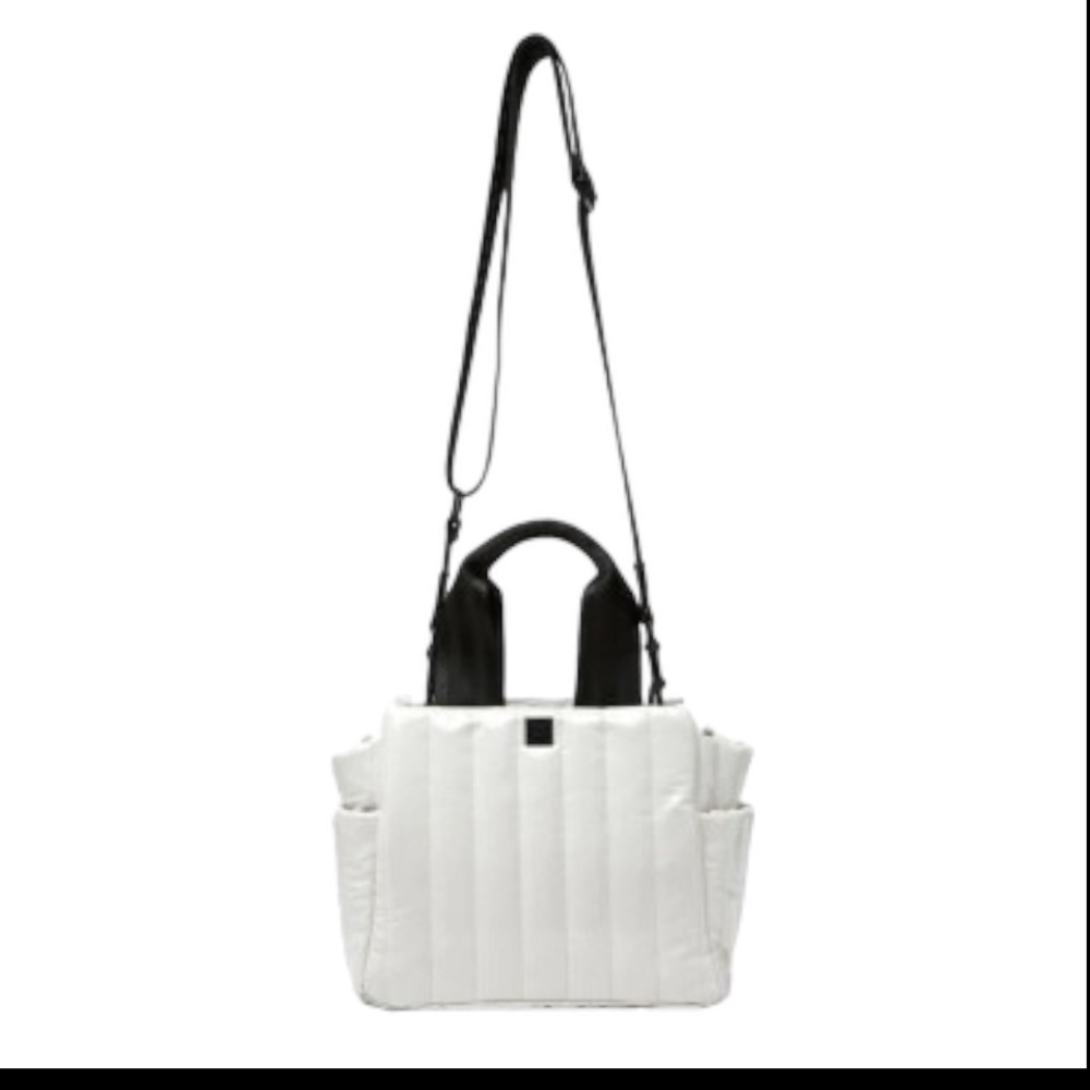Think Royln Urban Legend Purse white/cream and black